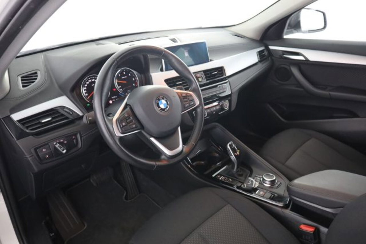 BMW X2 sDrive18d Business-X