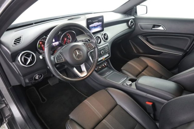 Mercedes-Benz CLA Shooting Brake 220 d 4Matic Automatic Sport