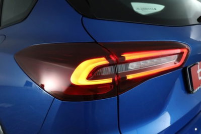 Ford Focus Station Wagon 1.0 EcoBoost Hybrid 125 CV SW ST-Line (16)