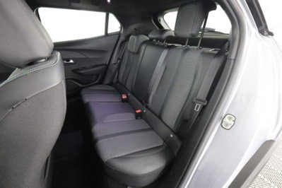 Peugeot 2008 1.2 puretech Allure s&s 130cv eat8 (3)