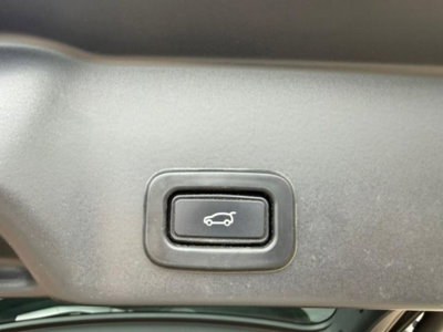 Land Rover Range Rover Evoque 2.0D I4 180 CV AWD Auto R-Dynamic (16)