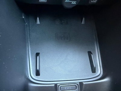 Jeep Avenger 1.2 turbo Summit fwd 100cv (16)