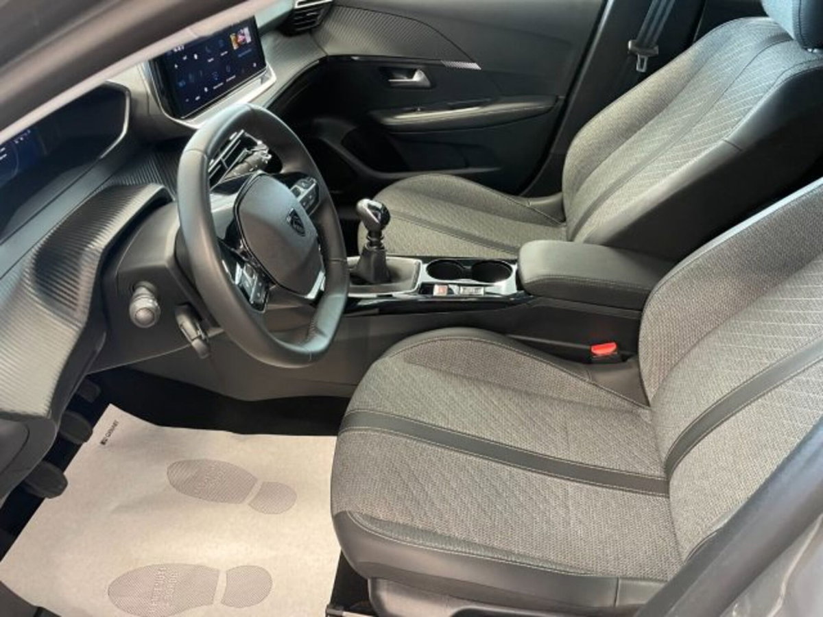 Peugeot 208 1.2 puretech Active s&s 100cv (3)