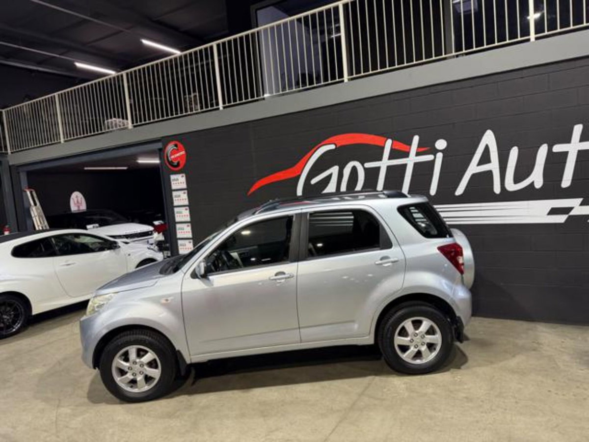 Daihatsu Terios 1.3 4WD Hiro (4)