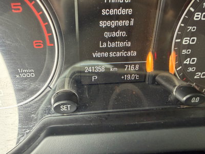 Audi Q5 3.0 V6 TDI 245 CV quattro S tronic (11)