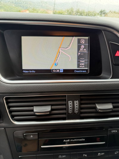 Audi Q5 3.0 V6 TDI 245 CV quattro S tronic (12)
