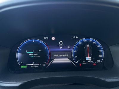 Toyota Yaris 1.5 Hybrid 5 porte Premiere (12)