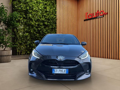 Toyota Yaris 1.5 Hybrid 5 porte Premiere (2)