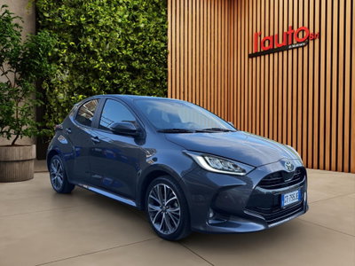 Toyota Yaris 1.5 Hybrid 5 porte Premiere (3)