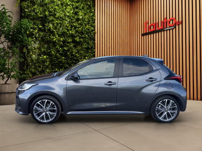 Toyota Yaris 1.5 Hybrid 5 porte Premiere (8)