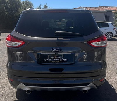 Ford Kuga 2.0 TDCI 180 CV S&S 4WD Powershift Titanium X (4)