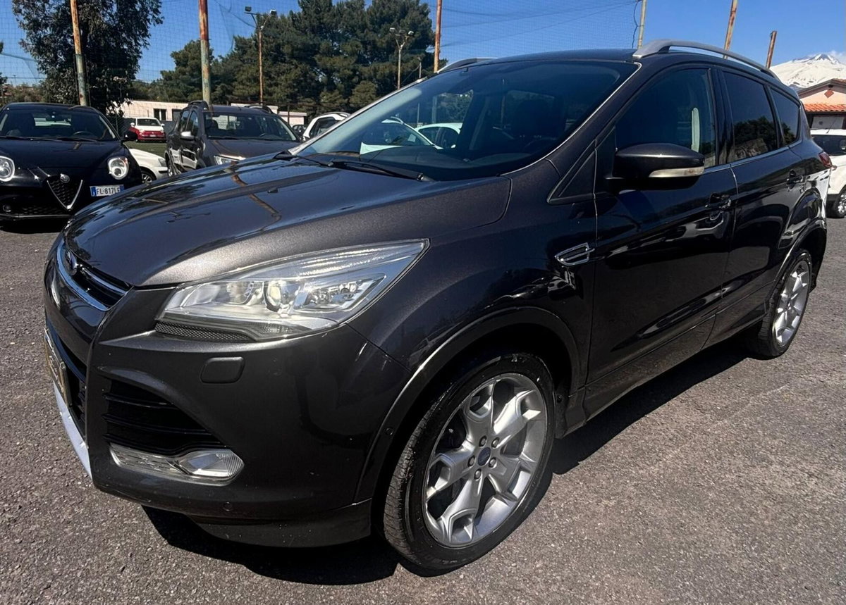 Ford Kuga 2.0 TDCI 180 CV S&S 4WD Powershift Titanium X (8)