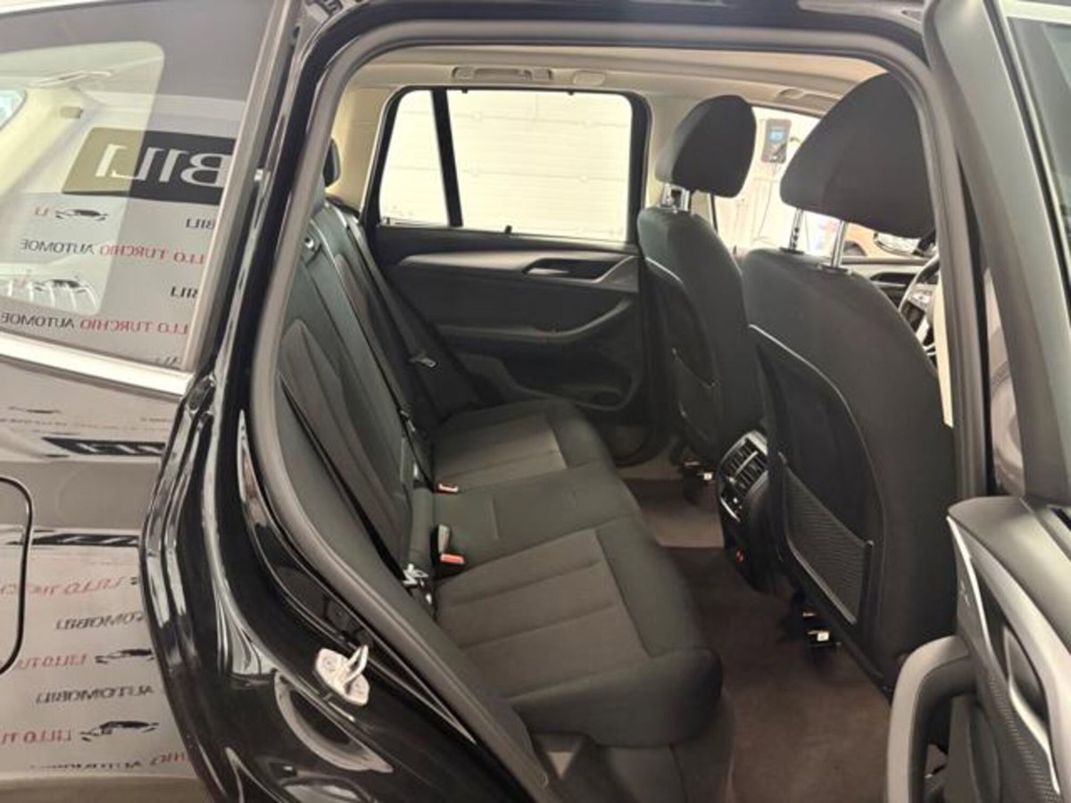 BMW X3 xDrive20d 48V Business Advantage (19)