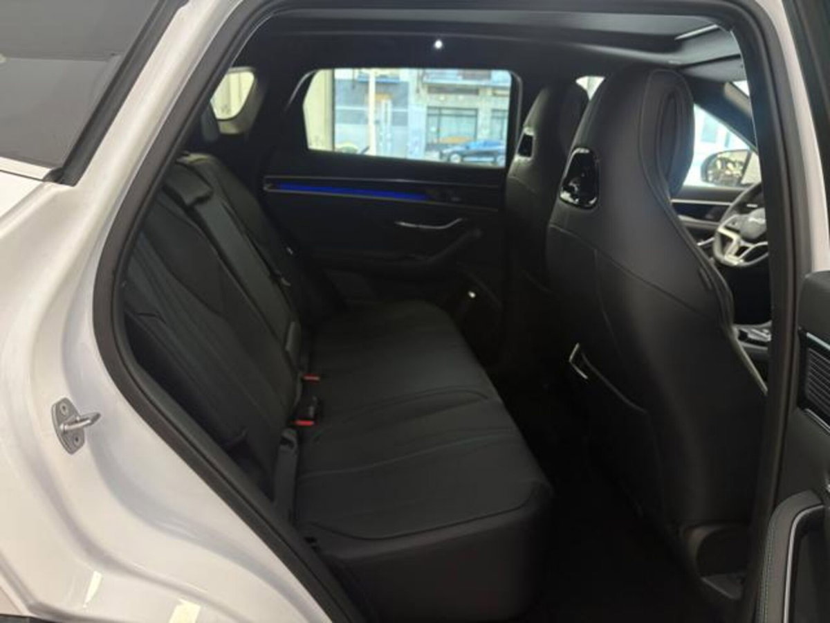 Byd Seal U DM-i 1.5 phev Boost 2wd (20)