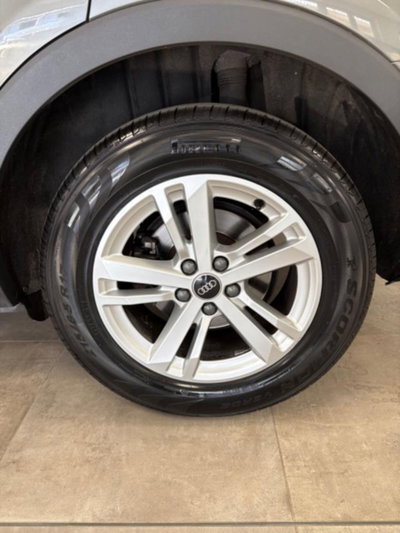 Audi Q3 35 TDI quattro S tronic Business (14)