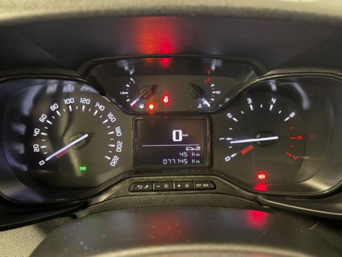 Citroen Berlingo Furgone BlueHDi 130 Van XL Club (11)
