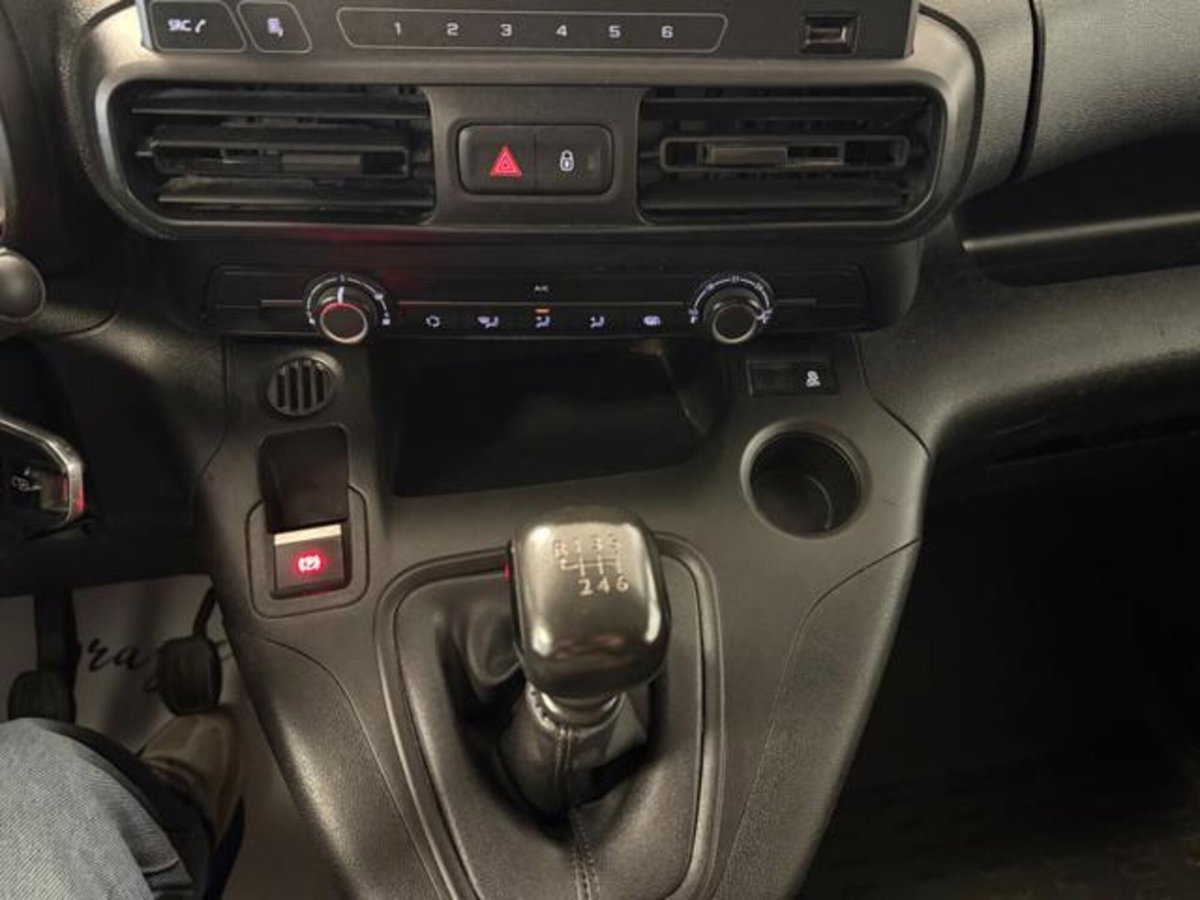 Citroen Berlingo Furgone BlueHDi 130 Van XL Club (13)