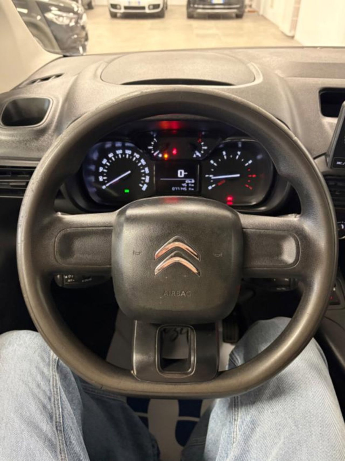 Citroen Berlingo Furgone BlueHDi 130 Van XL Club (9)