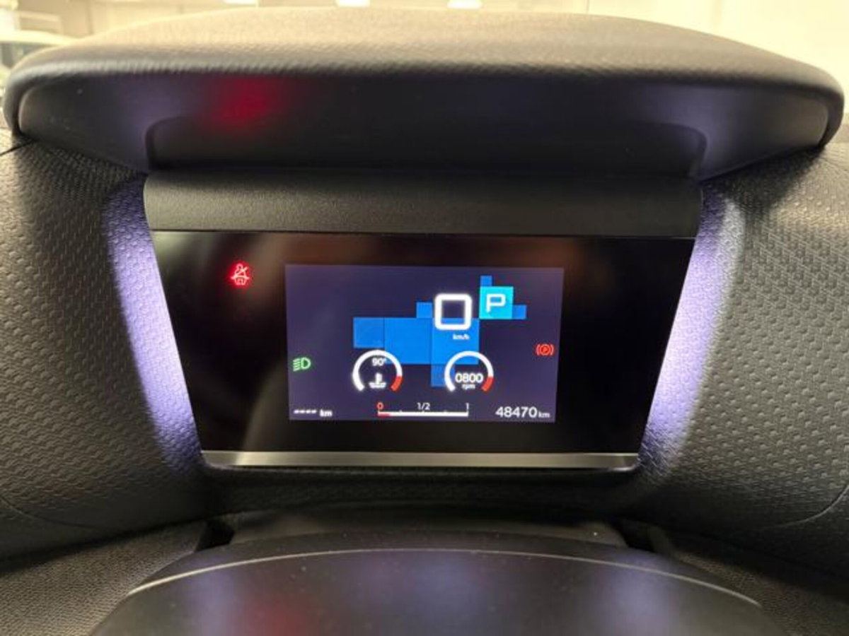 Citroen C4 BlueHDi 130 S&S EAT8 Feel Pack (10)