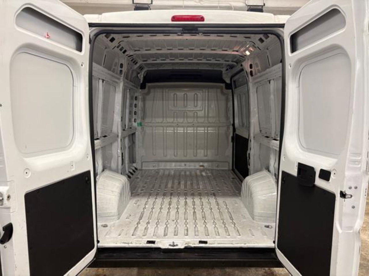 Citroen Jumper Furgone 33 BlueHDi 140 S&S PM-TM Furgone Vetrato (7)