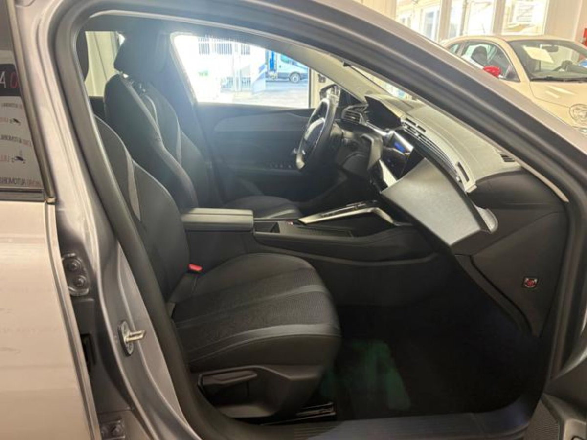 Peugeot 308 BlueHDi 130 S&S EAT8 Allure Pack (19)