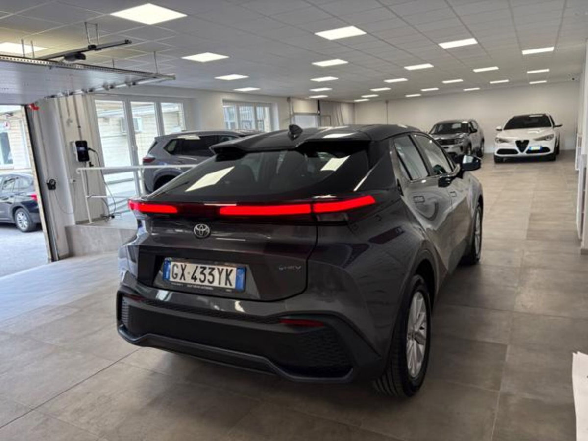 Toyota Toyota C-HR 1.8 hv Active eco fwd e-cvt (6)