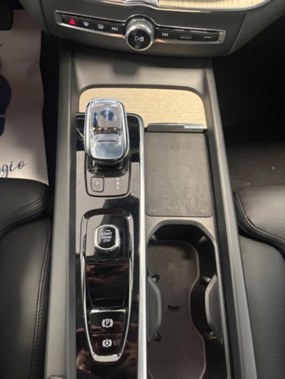Volvo XC60 B5 AWD automatico Ultimate Bright (11)