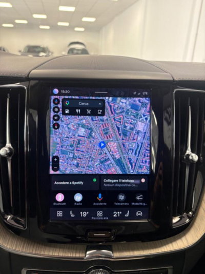 Volvo XC60 B5 AWD automatico Ultimate Bright (14)