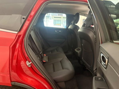 Volvo XC60 B5 AWD automatico Ultimate Bright (16)