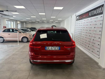 Volvo XC60 B5 AWD automatico Ultimate Bright (5)