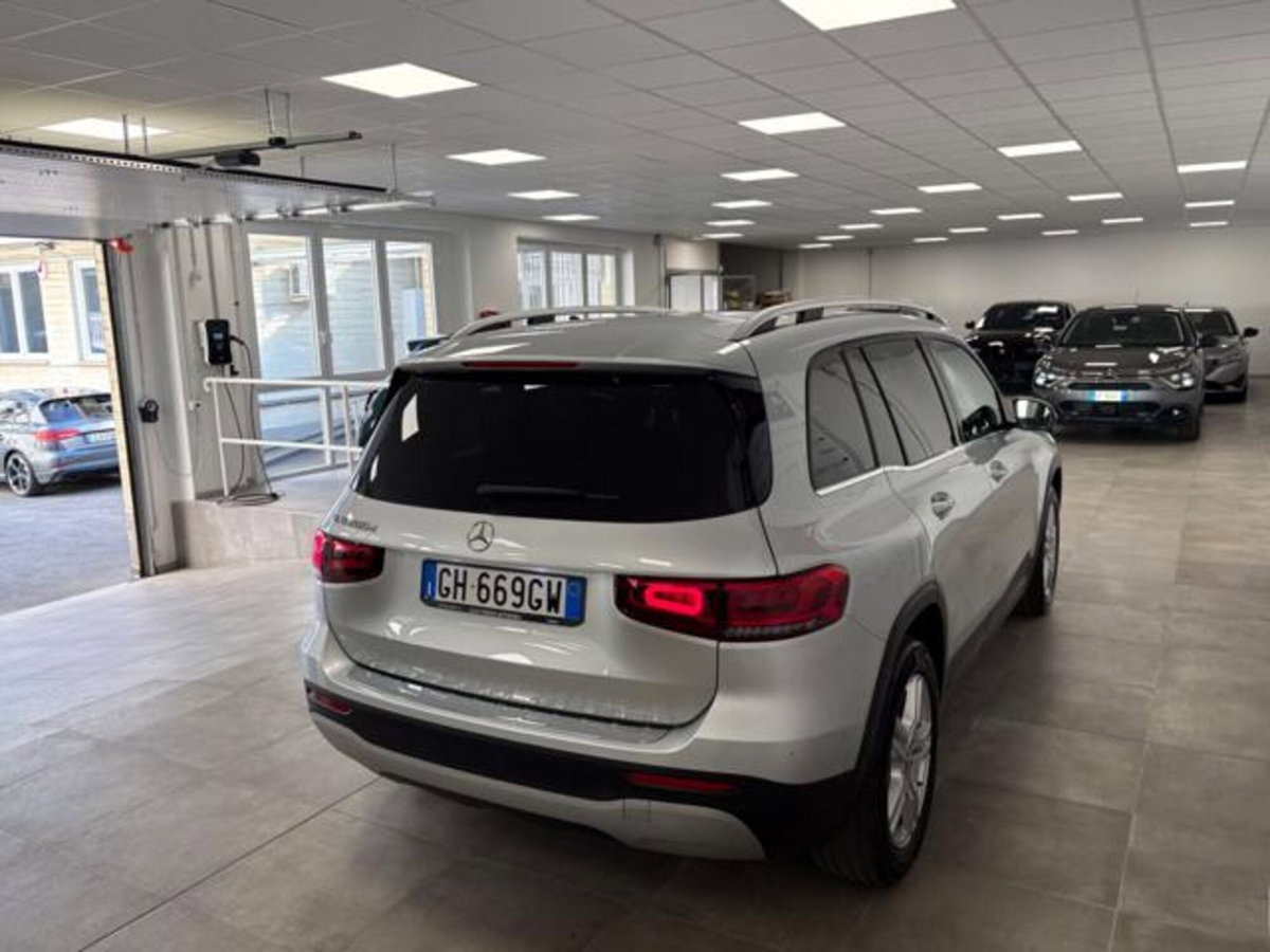 Mercedes-Benz GLB 200 d Automatic Business (6)