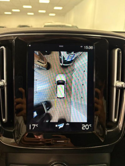 Volvo XC40 T4 Recharge Plug-in Hybrid R-design (12)