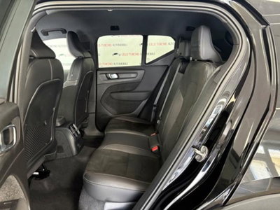 Volvo XC40 T4 Recharge Plug-in Hybrid R-design (17)