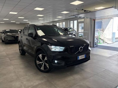 Volvo XC40 T4 Recharge Plug-in Hybrid R-design (3)