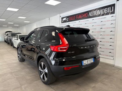 Volvo XC40 T4 Recharge Plug-in Hybrid R-design (4)