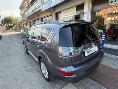 Mitsubishi Outlander 2.2 DI-D Instyle DPF 7 p.ti (7)
