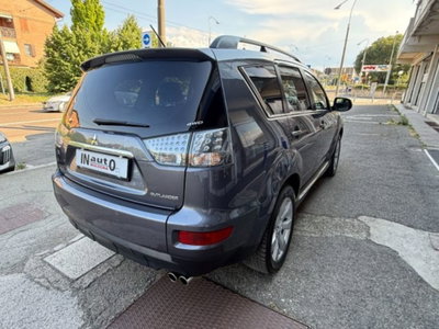 Mitsubishi Outlander 2.2 DI-D Instyle DPF 7 p.ti (8)