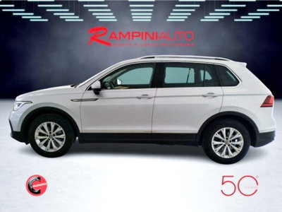 Volkswagen Tiguan 1.5 TSI 150 CV DSG ACT R-Line (10)