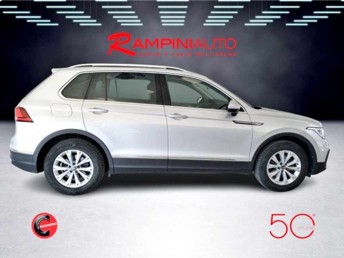 Volkswagen Tiguan 1.5 TSI 150 CV DSG ACT R-Line (6)