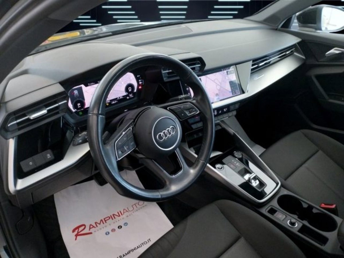 Audi A3 Sportback 30 g-tron S tronic Business (14)
