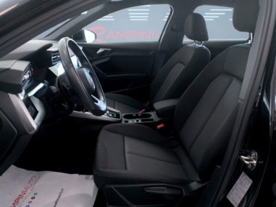 Audi A3 Sportback 30 g-tron S tronic Business (15)