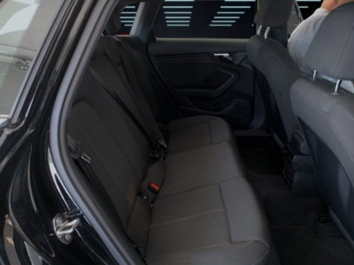 Audi A3 Sportback 30 g-tron S tronic Business (17)