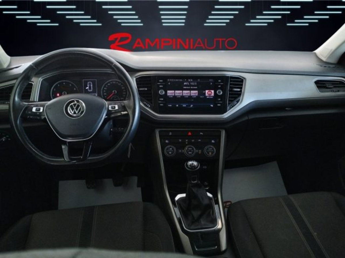 Volkswagen T-Roc 1.0 tsi Edition 110cv (13)