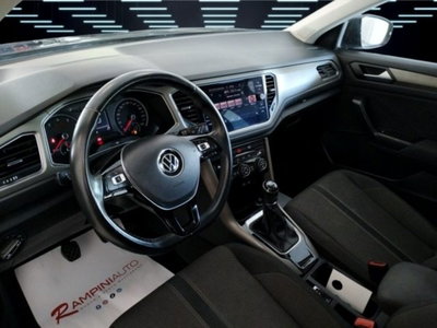 Volkswagen T-Roc 1.0 tsi Edition 110cv (14)