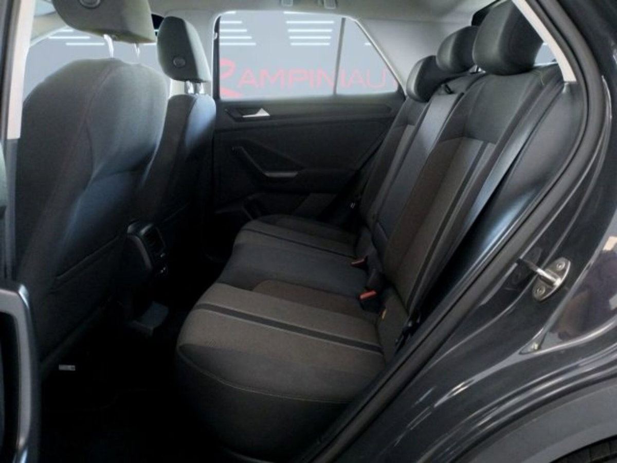 Volkswagen T-Roc 1.0 tsi Edition 110cv (16)