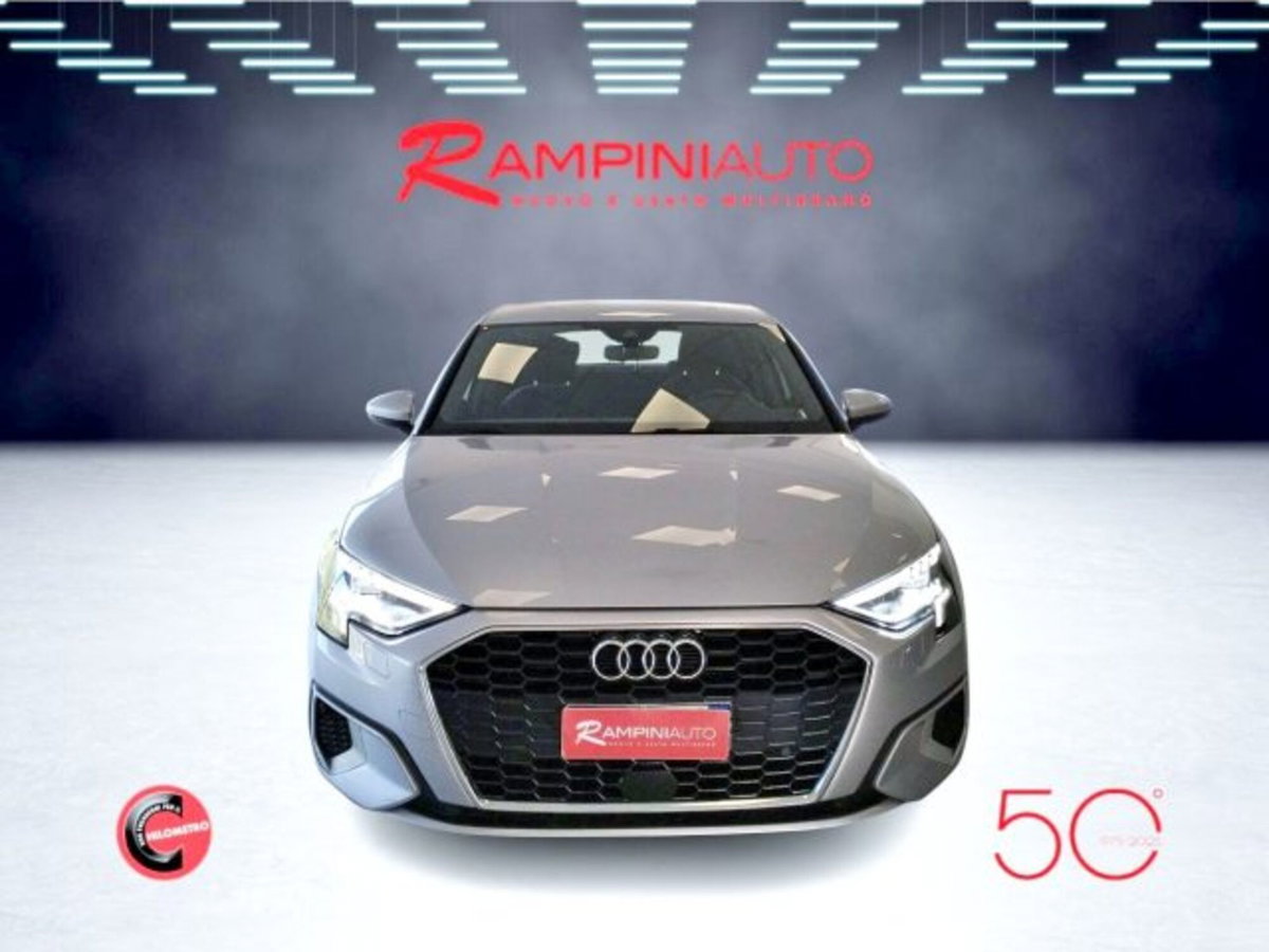 Audi A3 Sportback 30 g-tron S tronic Business (4)