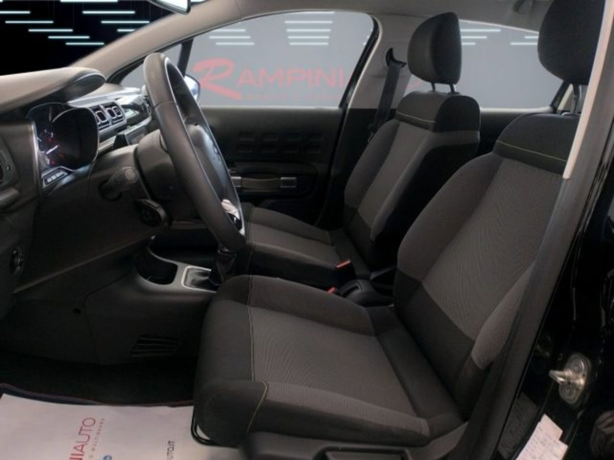 Citroen C3 PureTech 82 GPL Shine (13)