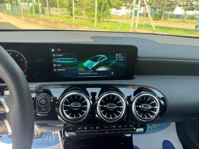 Mercedes-Benz Classe A 180 AMG Line Premium Plus auto (15)
