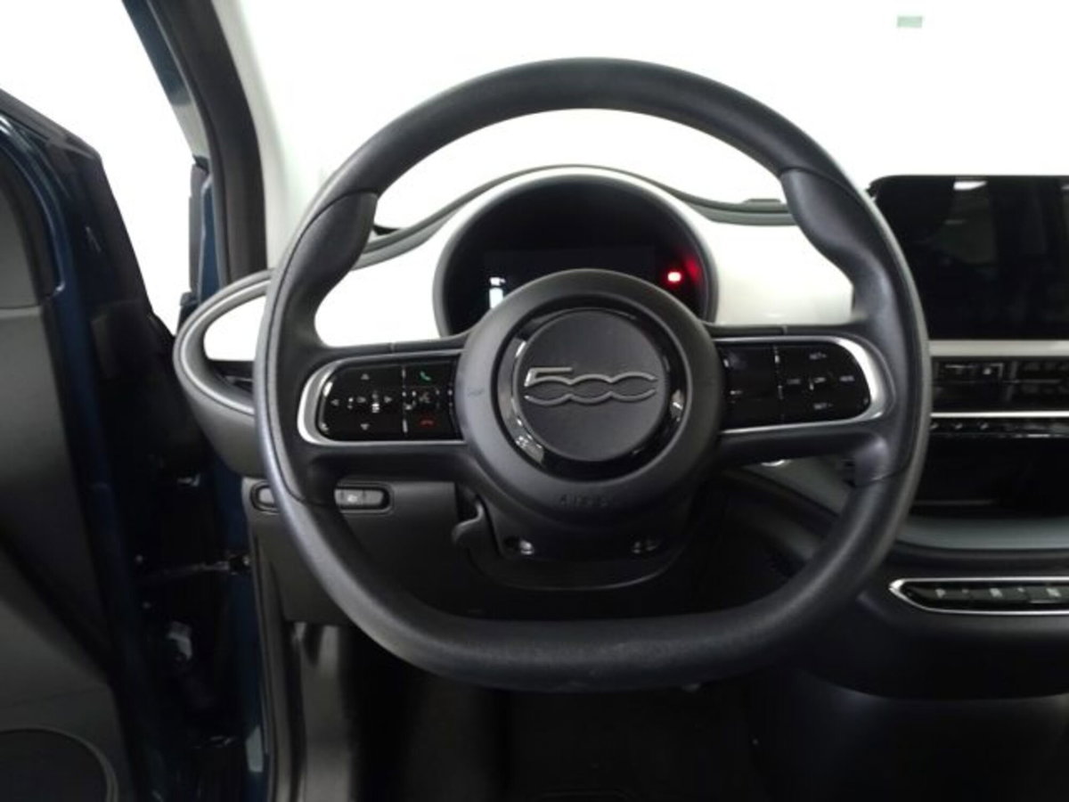 Fiat 500e Action Berlina 23,65 kWh (16)