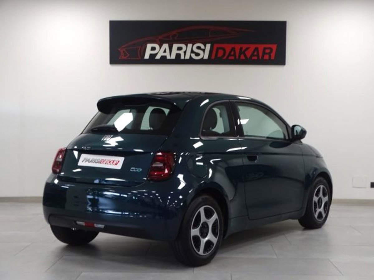 Fiat 500e Action Berlina 23,65 kWh (3)